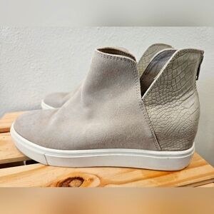 Steve Madden wedge sneaker boots 7 women's